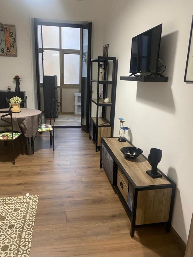La Dimora Di Ignazio Apartment คาตาเนีย ภายนอก รูปภาพ